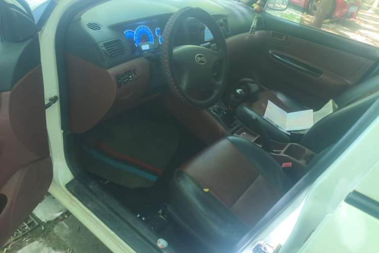 Used BYD F3 2013 Energy-Efficient Model 1.5L Manual Comfort Version Driver Seat