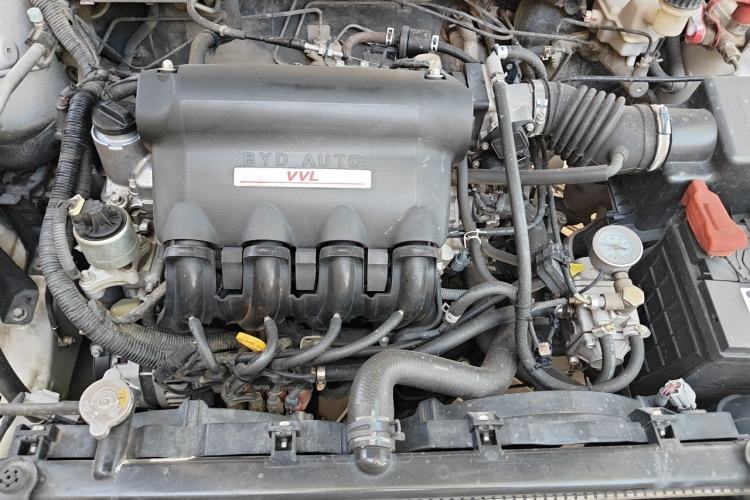Used BYD F3 2013 Energy-Efficient Model 1.5L Manual Comfort Version Engine Bay