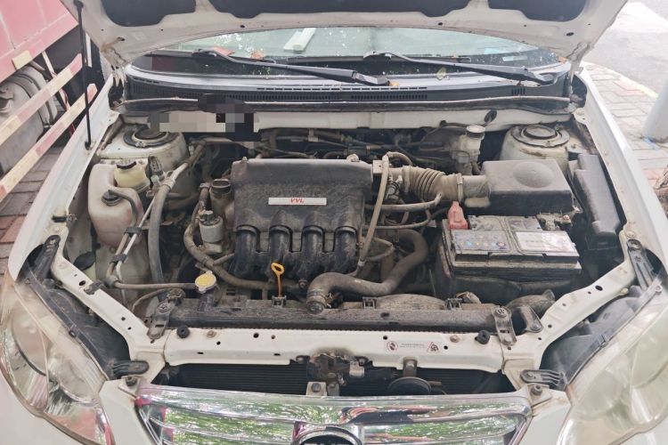 Used BYD F3 2013 Energy-Efficient Model 1.5L Manual Comfort Version Engine Bay