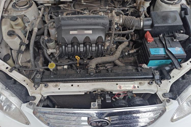 Used BYD F3 2013 Energy-Efficient Model 1.5L Manual Comfort Version Engine Bay