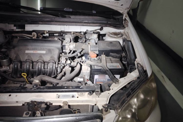 Used BYD F3 2013 1.5L Automatic Standard Edition Engine Bay Left