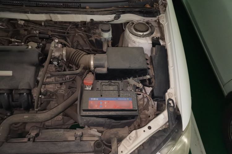 Used BYD F3 2013 Energy-Efficient Model 1.5L Manual Comfort Version Engine Bay Left