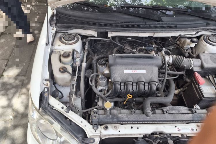 Used BYD F3 2013 Energy-Efficient Model 1.5L Manual Comfort Version Engine Bay Right
