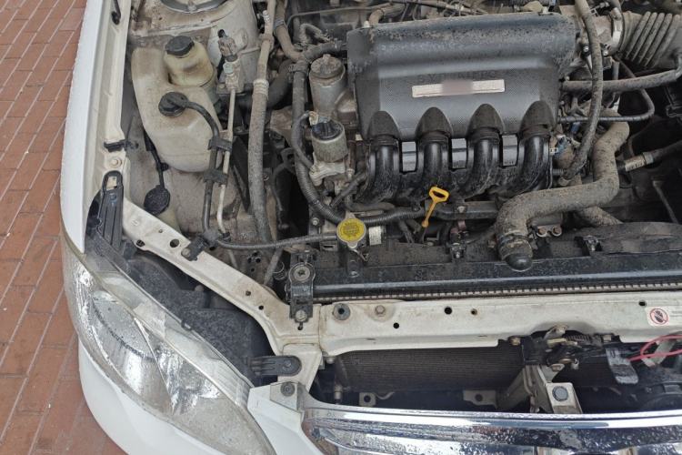 Used BYD F3 2013 Energy-Efficient Model 1.5L Manual Comfort Version Engine Bay Right