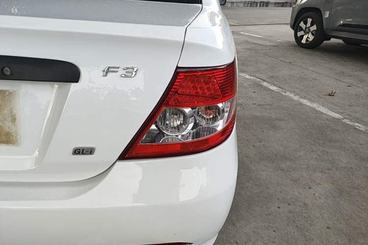 Used BYD F3 2013 Energy-Efficient Model 1.5L Manual Comfort Version Exterior 3