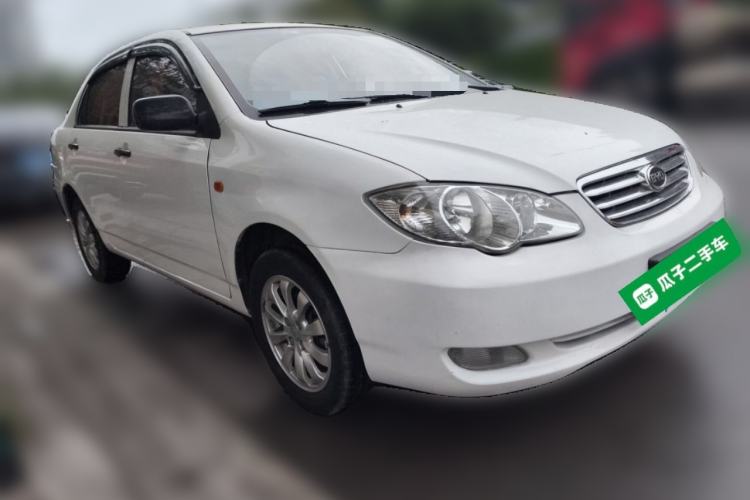Used BYD F3 2013 Energy-Efficient Model 1.5L Manual Comfort Version Front Right 45 Deg