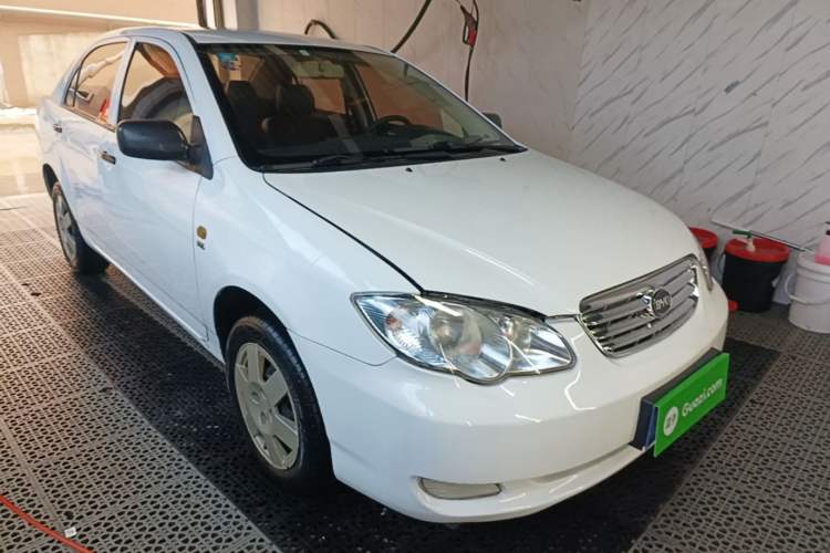Used BYD F3 2013 Energy-Efficient Model 1.5L Manual Comfort Version Front Right 45 Deg