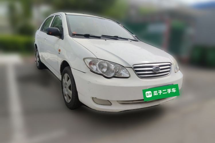 Used BYD F3 2013 Energy-Efficient Model 1.5L Manual Comfort Version Front Right 45 Deg