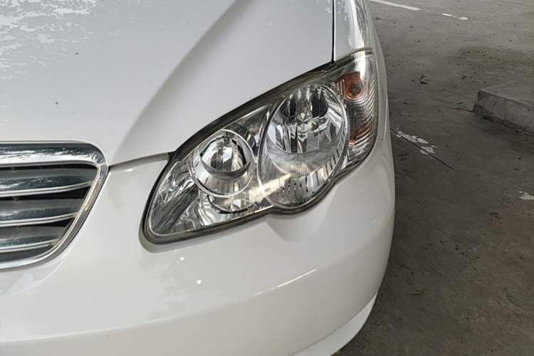 Used BYD F3 2013 Energy-Efficient Model 1.5L Manual Comfort Version Left Front Headlight