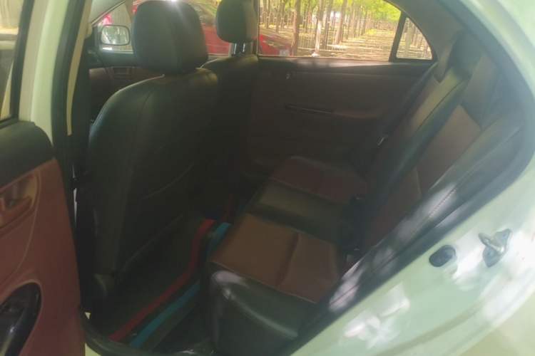 Used BYD F3 2013 Energy-Efficient Model 1.5L Manual Comfort Version Left Rear Seat