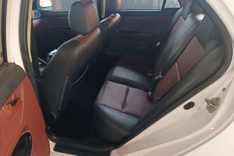 Used BYD F3 2013 Energy-Efficient Model 1.5L Manual Comfort Version Left Rear Seat
