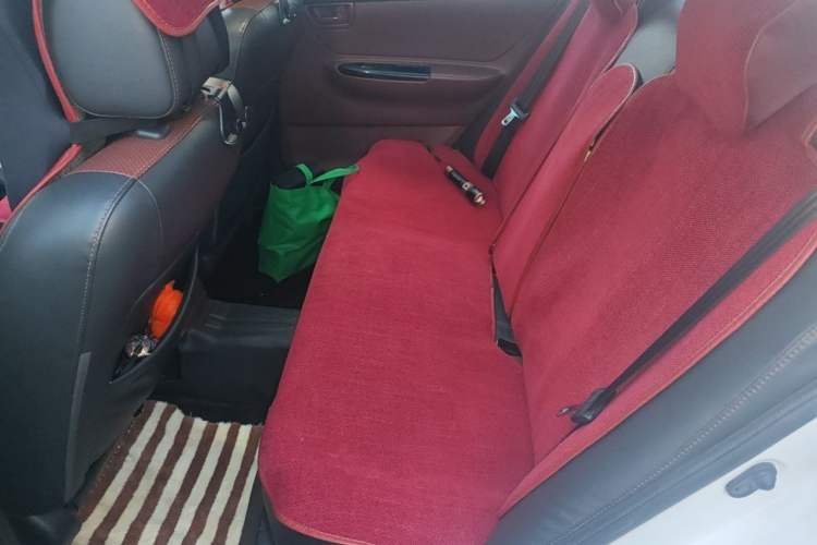 Used BYD F3 2013 Energy-Efficient Model 1.5L Manual Comfort Version Left Rear Seat