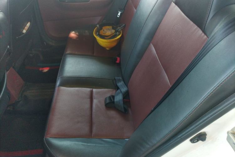 Used BYD F3 2013 Energy-Efficient Model 1.5L Manual Comfort Version Left Rear Seat