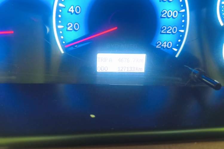 Used BYD F3 2013 Energy-Efficient Model 1.5L Manual Comfort Version Odometer Close Up