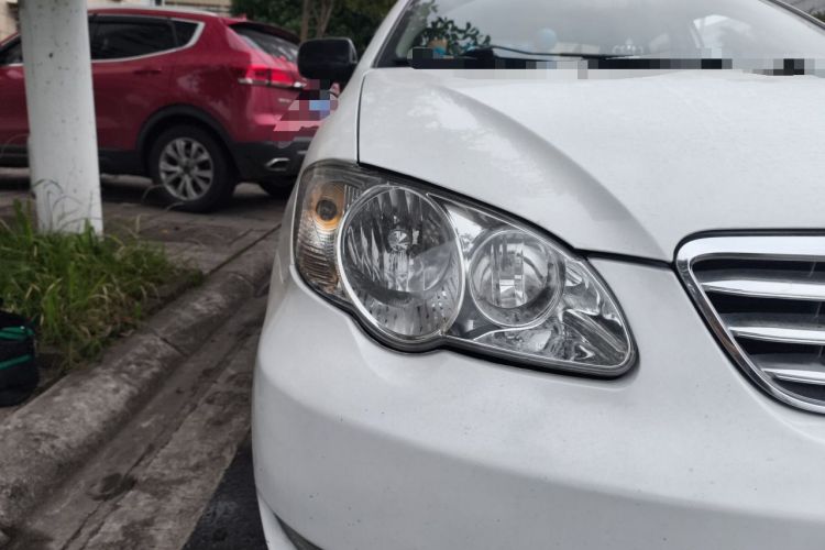 Used BYD F3 2013 Energy-Efficient Model 1.5L Manual Comfort Version Right Front Headlight