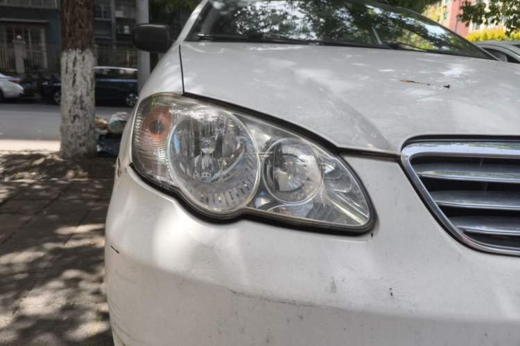Used BYD F3 2013 Energy-Efficient Model 1.5L Manual Comfort Version Right Front Headlight