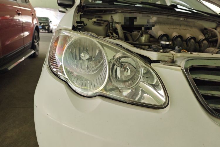 Used BYD F3 2013 Energy-Efficient Model 1.5L Manual Comfort Version Right Front Headlight