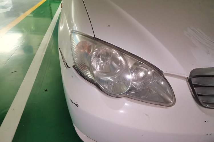 Used BYD F3 2013 Energy-Efficient Model 1.5L Manual Comfort Version Right Front Headlight