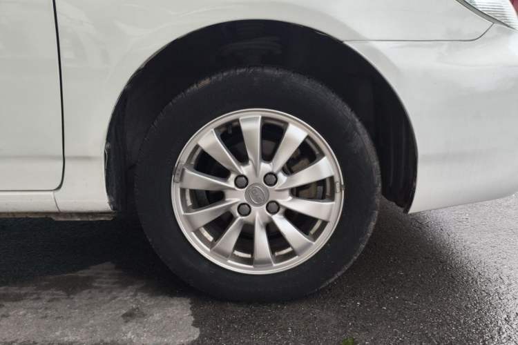 Used BYD F3 2013 Energy-Efficient Model 1.5L Manual Comfort Version Right Front Wheel Hub