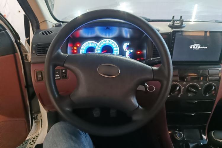 Used BYD F3 2013 Energy-Efficient Model 1.5L Manual Comfort Version Steering Wheel