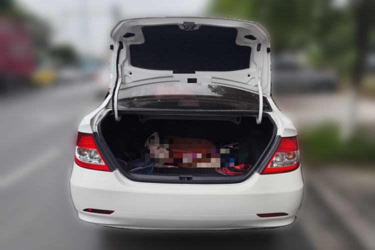 Used BYD F3 2013 Energy-Efficient Model 1.5L Manual Comfort Version Trunk
