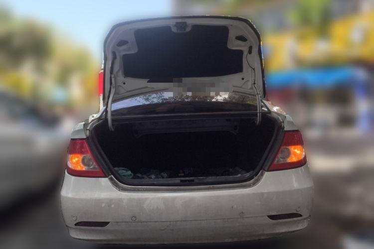 Used BYD F3 2013 Energy-Efficient Model 1.5L Manual Comfort Version Trunk