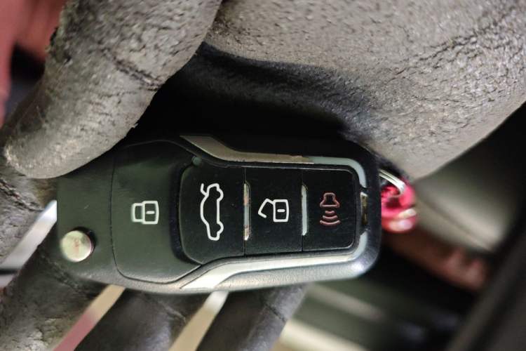 Used BYD F3 2013 Energy-Efficient Model 1.5L Manual Comfort Version Vehicle Key