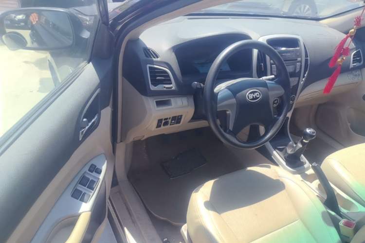 Used BYD F3 2014 1.5L Manual Luxury Model Driver Seat