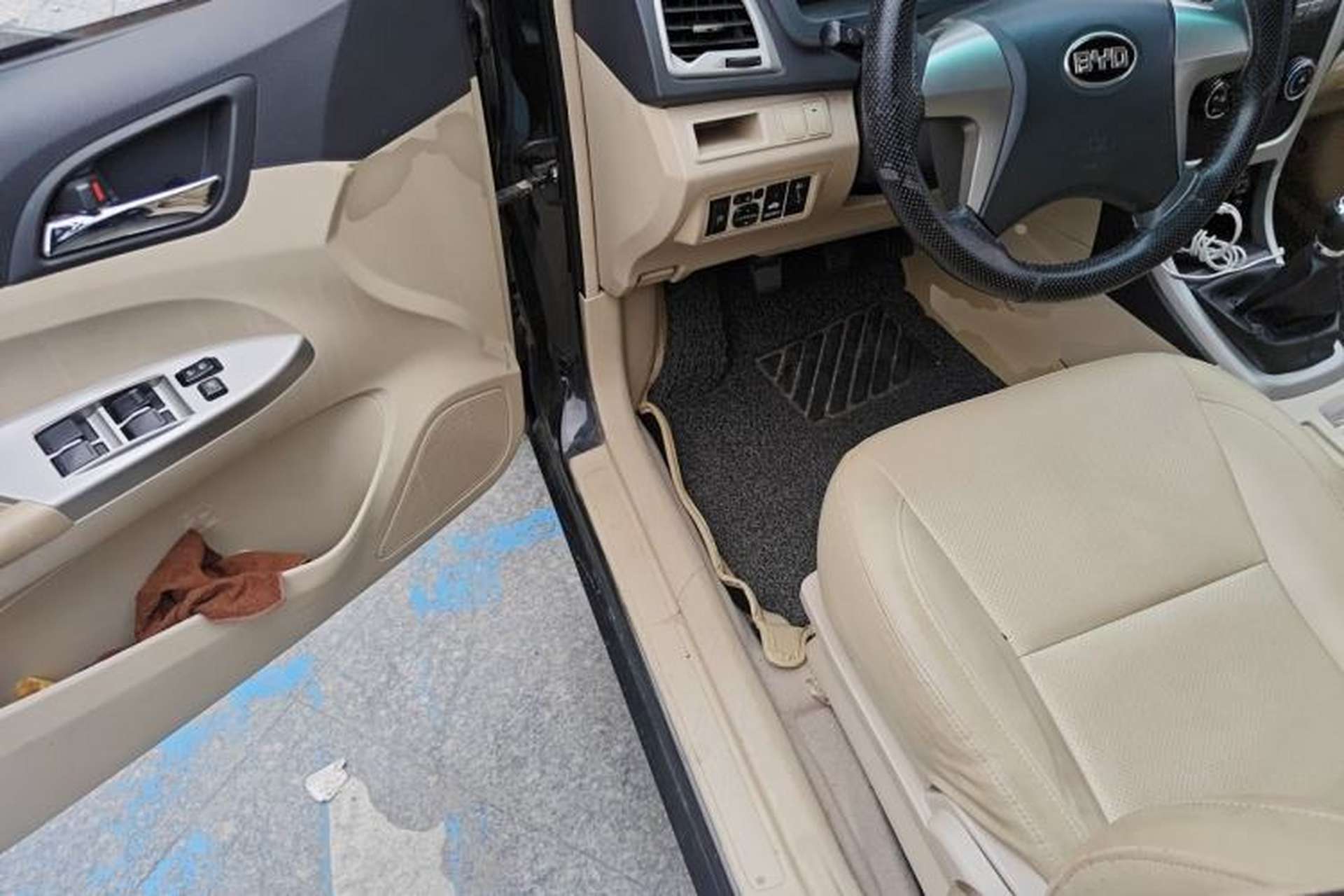 Used BYD F3 2014 1.5L Manual Luxury Model Driver Seat