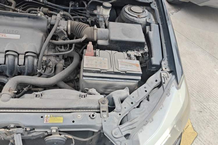 Used BYD F3 2014 1.5L Manual Luxury Model Engine Bay Left