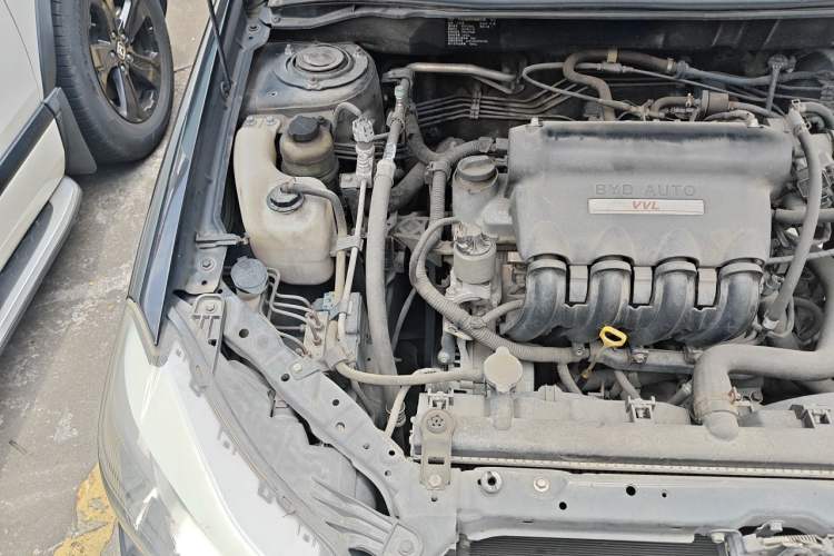 Used BYD F3 2014 1.5L Manual Luxury Model Engine Bay Right