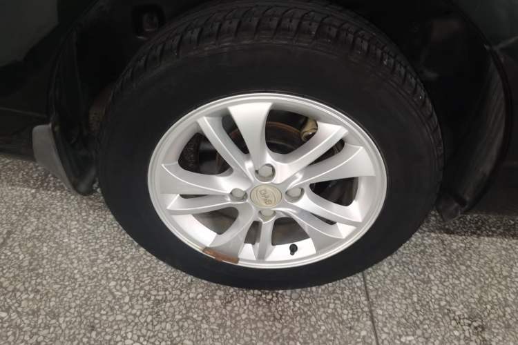 Used BYD F3 2014 1.5L Manual Luxury Model Exterior 2