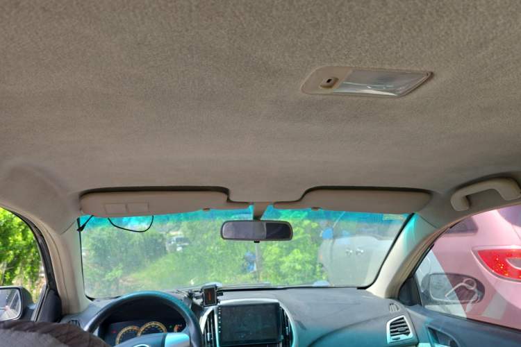 Used BYD F3 2014 1.5L Automatic Luxury Model Headliner