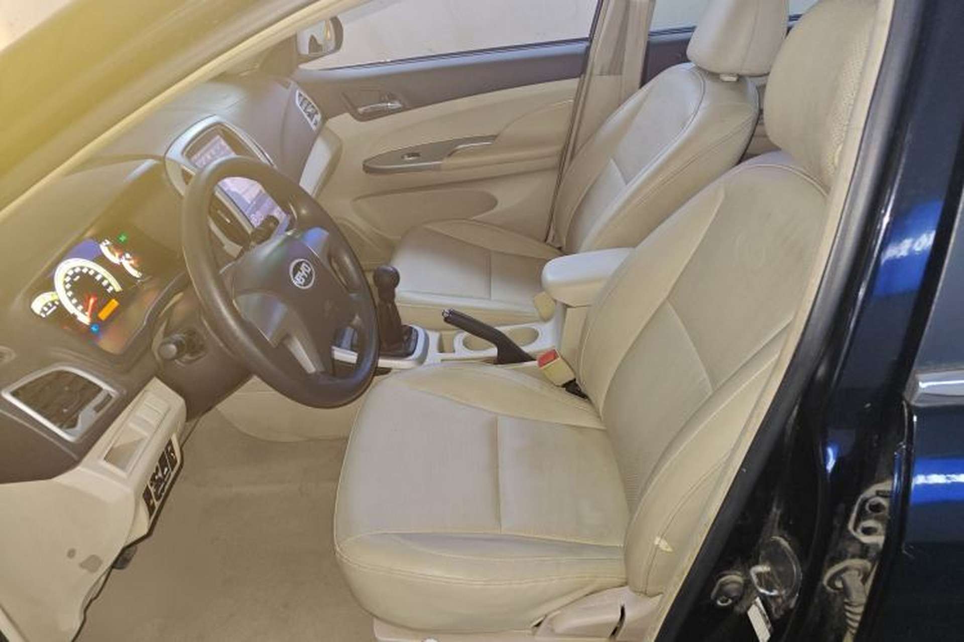 Used BYD F3 2014 1.5L Manual Luxury Model Left Front Seat