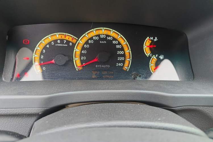 Used BYD F3 2014 1.5L Manual Luxury Model Odometer Close Up