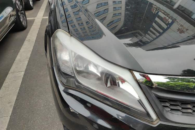 Used BYD F3 2014 1.5L Manual Luxury Model Right Front Headlight