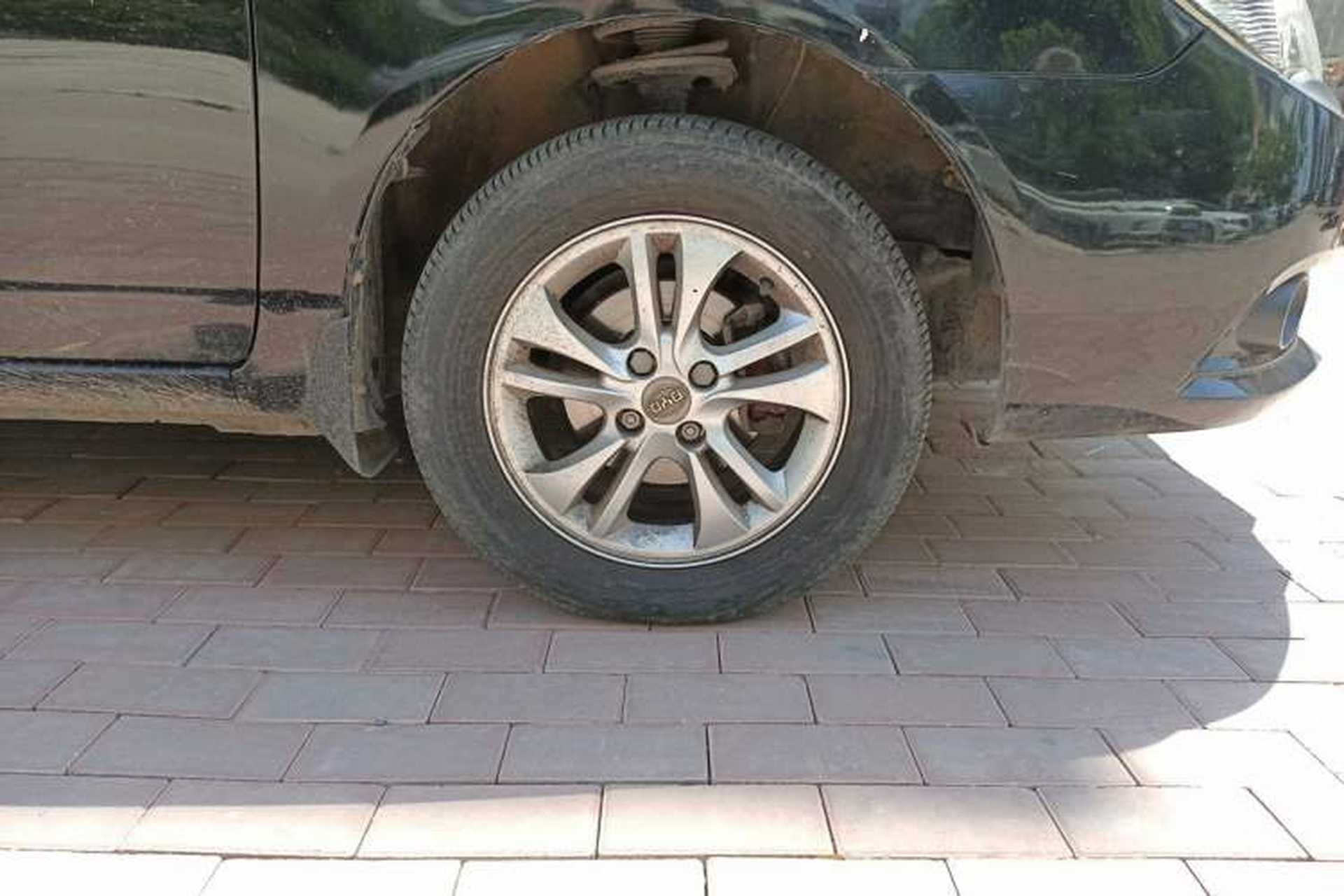 Used BYD F3 2014 1.5L Manual Luxury Model Right Front Wheel Hub