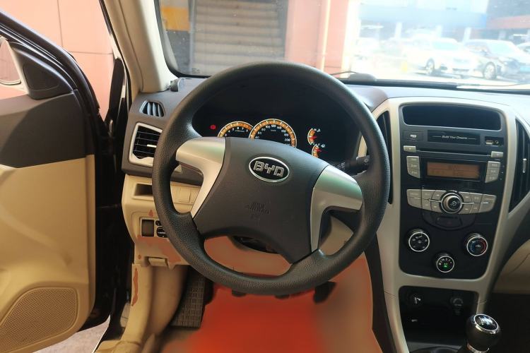 Used BYD F3 2014 1.5L Manual Luxury Model Steering Wheel