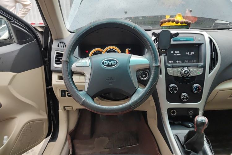 Used BYD F3 2014 1.5L Manual Luxury Model Steering Wheel