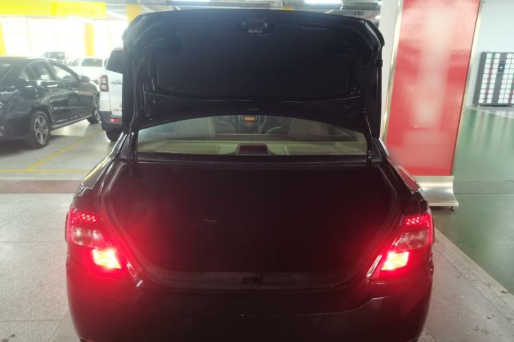 Used BYD F3 2014 1.5L Manual Luxury Model Trunk