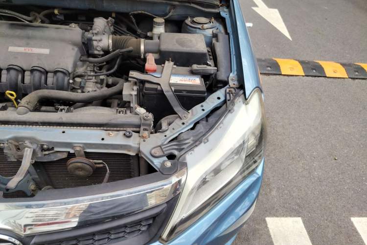 Used BYD F3 2014 1.5L Automatic Luxury Model Engine Bay Left