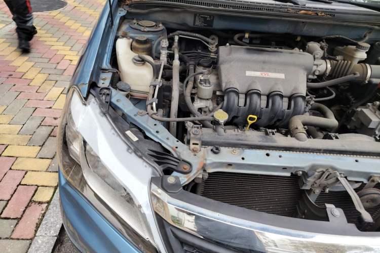 Used BYD F3 2014 1.5L Automatic Luxury Model Engine Bay Right