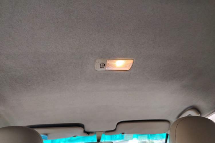 Used BYD F3 2014 1.5L Automatic Luxury Model Headliner