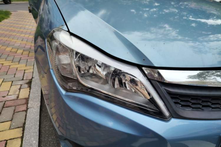 Used BYD F3 2014 1.5L Automatic Luxury Model Right Front Headlight