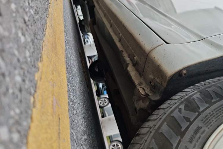Used BYD F3 2014 1.5L Automatic Luxury Model Chassis Front Right