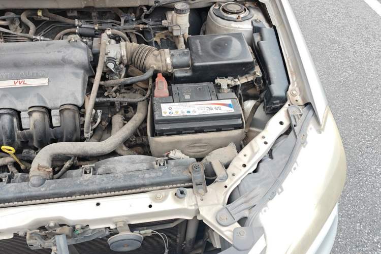 Used BYD F3 2014 1.5L Manual Luxury Model Engine Bay Left