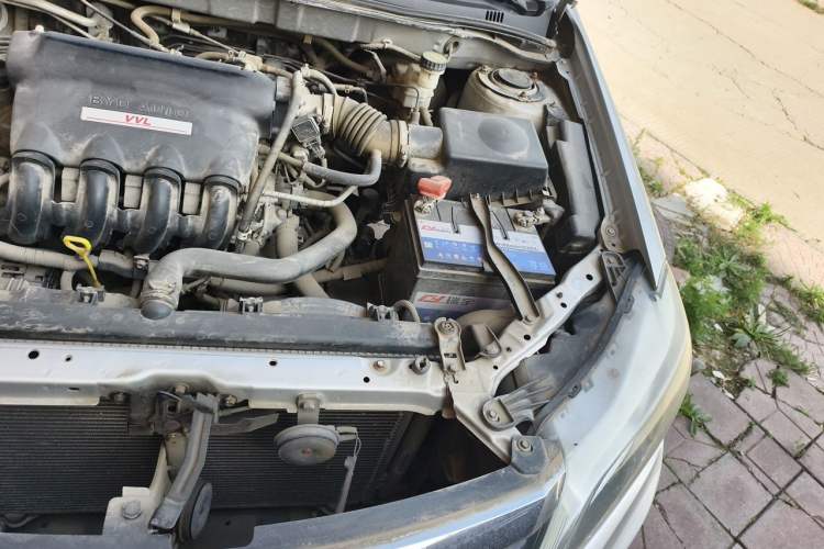 Used BYD F3 2014 1.5L Manual Luxury Model Engine Bay Left
