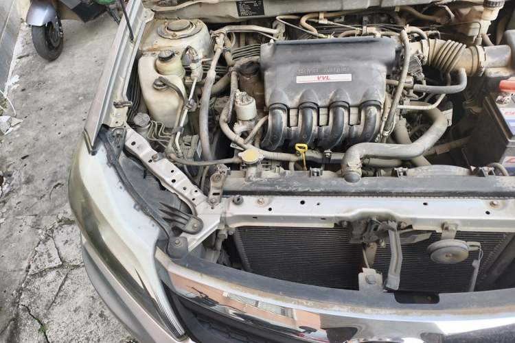 Used BYD F3 2014 1.5L Manual Luxury Model Engine Bay Right