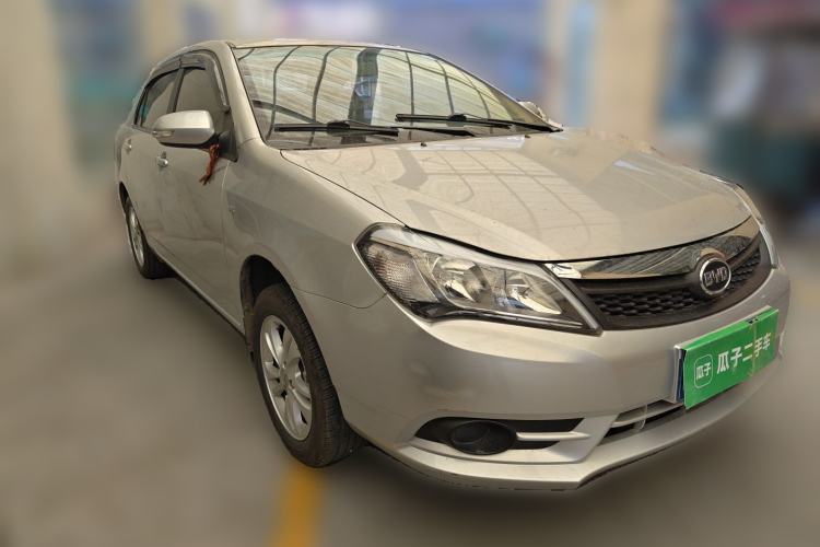 Used BYD F3 2014 1.5L Manual Luxury Model Front Right 45 Deg