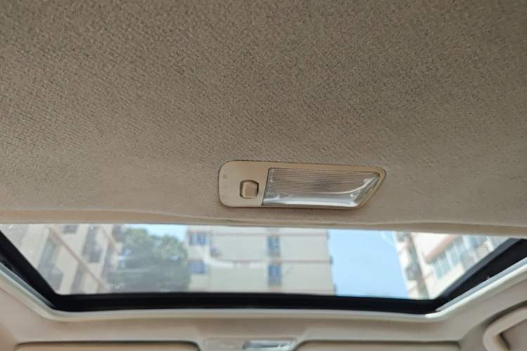 Used BYD F3 2014 1.5L Manual Luxury Model Headliner
